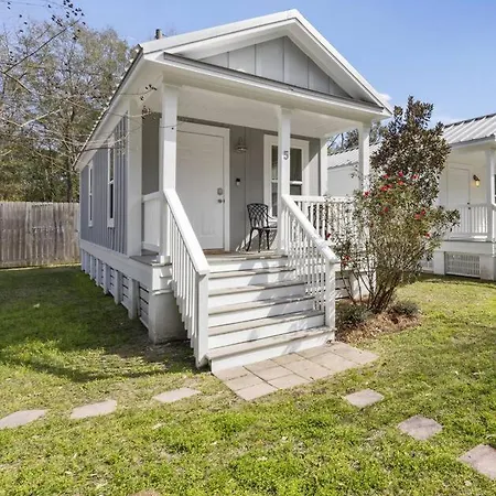 Best Cottage In Ocean Springs- Golf Cart Included!!! Exterior photo