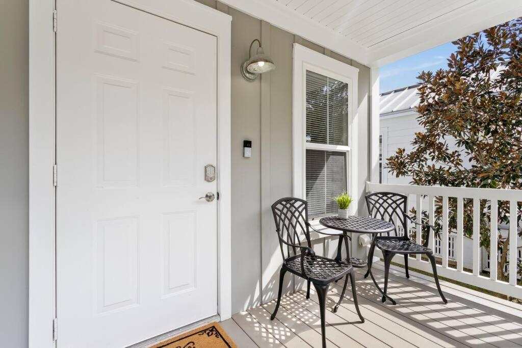 In Ocean Springs- Golf Cart Included!!! *